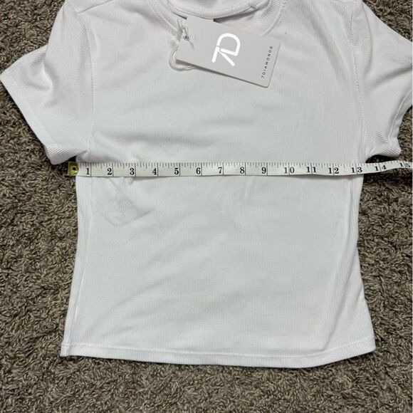 7 Diamonds Ribbed Cropped T-Shirts - Picture 4 of 7